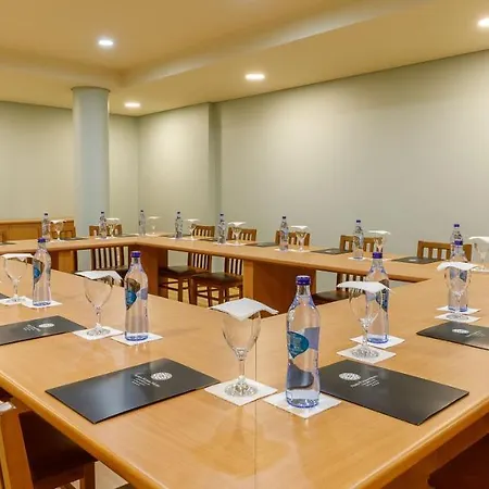 Aurea Congress & 4*