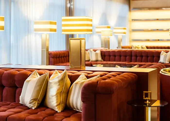 Aurea Congress & Hotel 4*